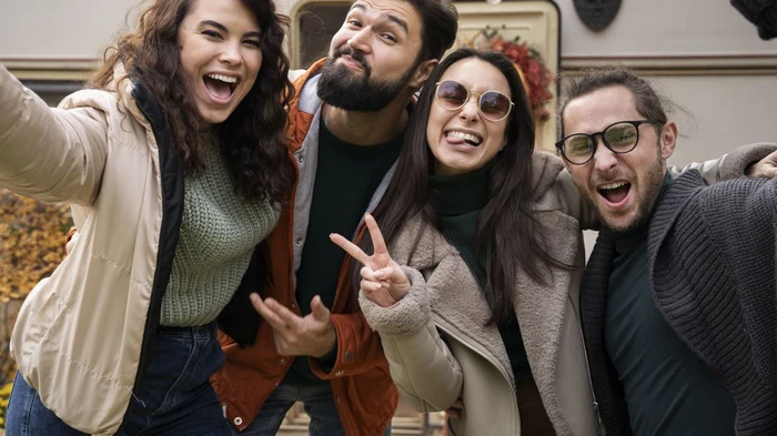 Hvorfor vi mister vennene våre over tid, og om vi bør bekymre oss for det: Psykologenes forklaring