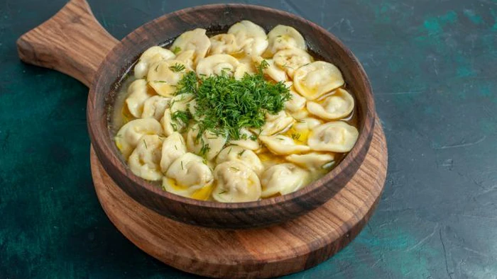 Perfekte dumplings med utsøkt saus: oppskrift fra kokken